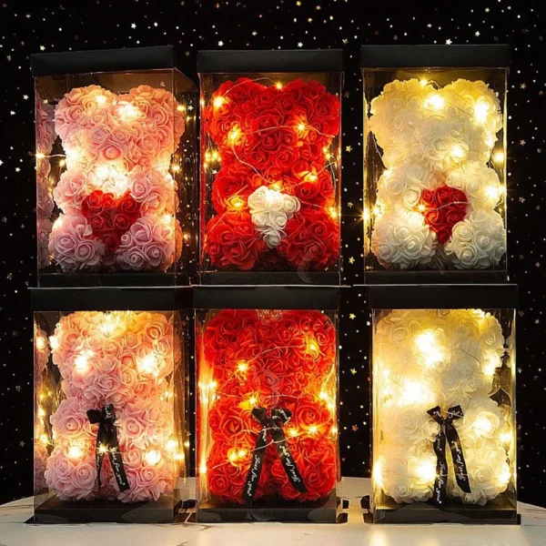 Urso de Rosas com Luz 25cm + Caixa Presente – Presente Romântico para Namorada, Aniversário, Casamento ou Dia das Mães - Imagem 2